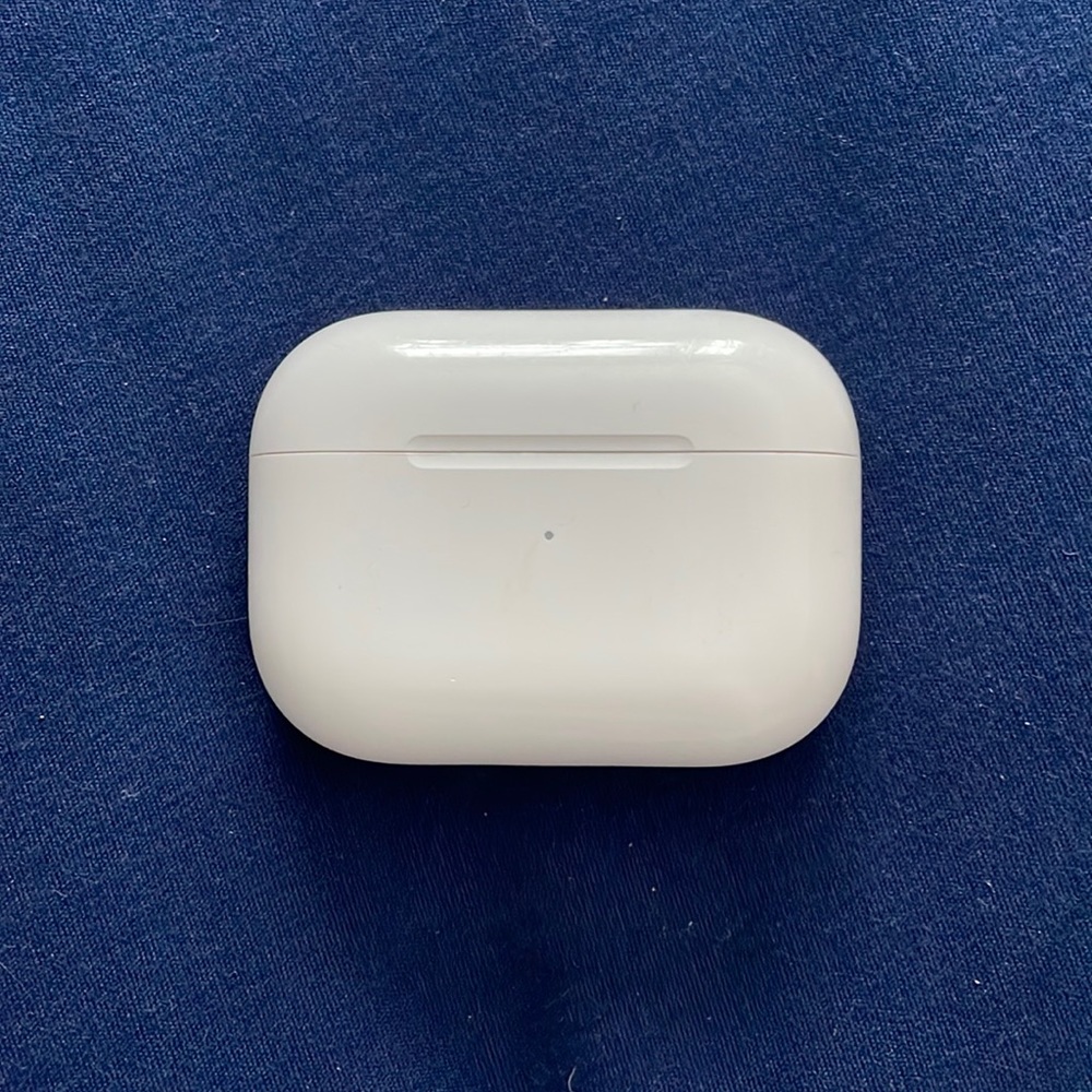 Apple AirPods Pro with Charging Case